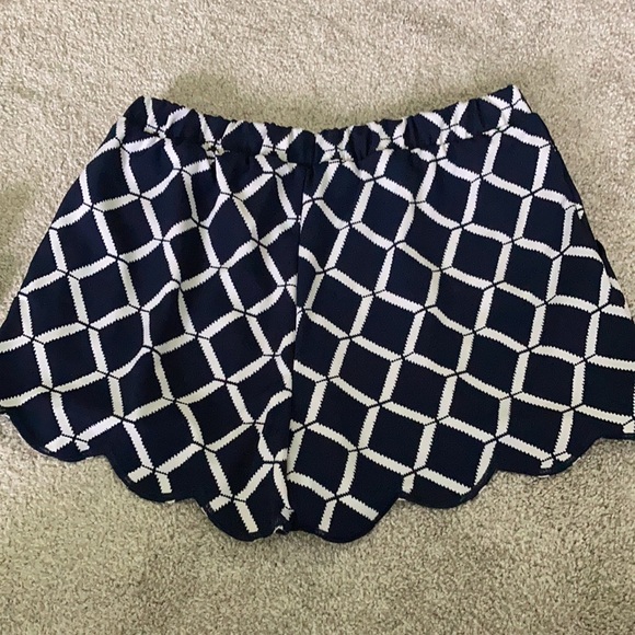Mine Navy and White Shorts - Picture 2 of 6